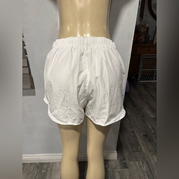 Nike Women's White Athletic Shorts - Picture 5 of 7
